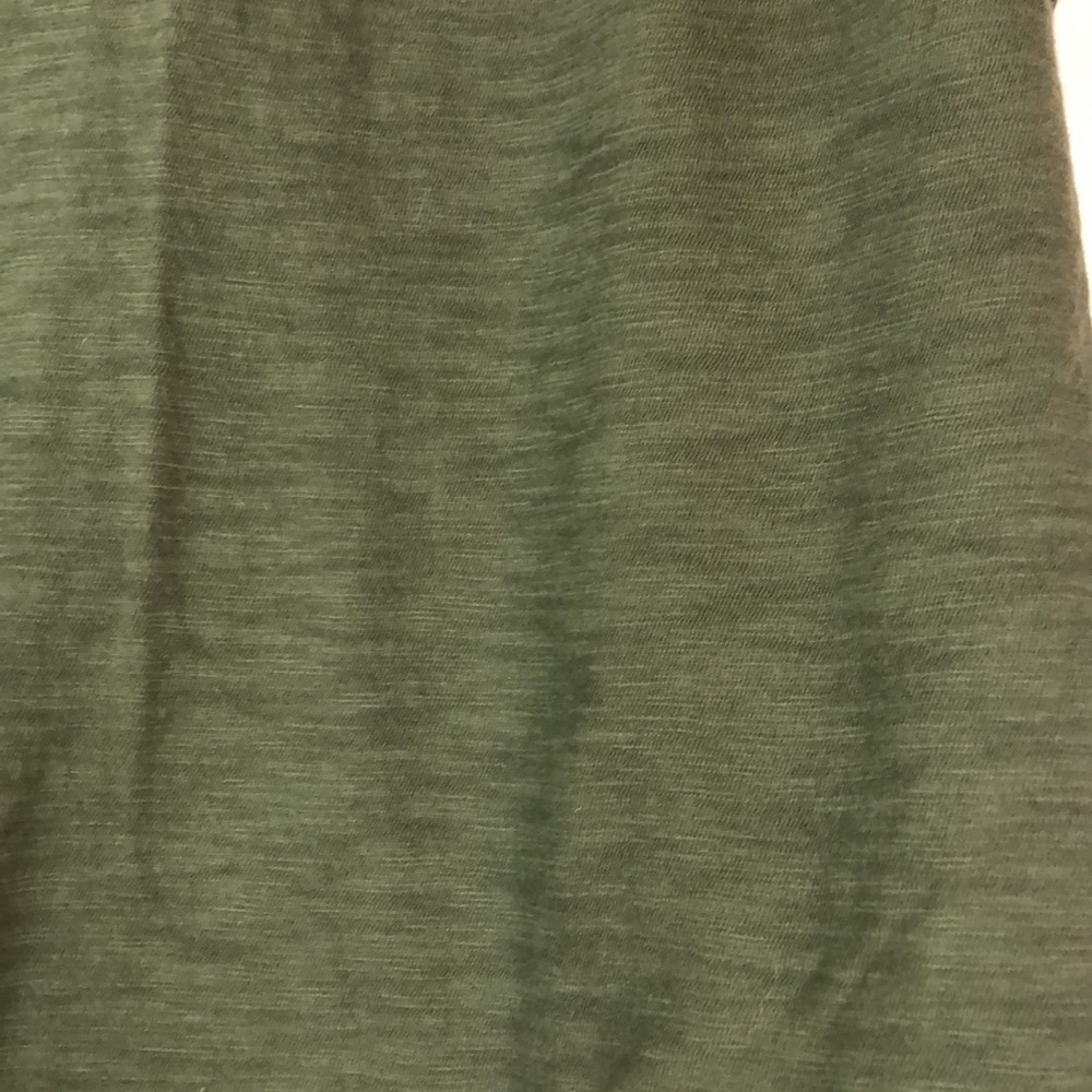 Green Tanktop - Picture 4 of 6